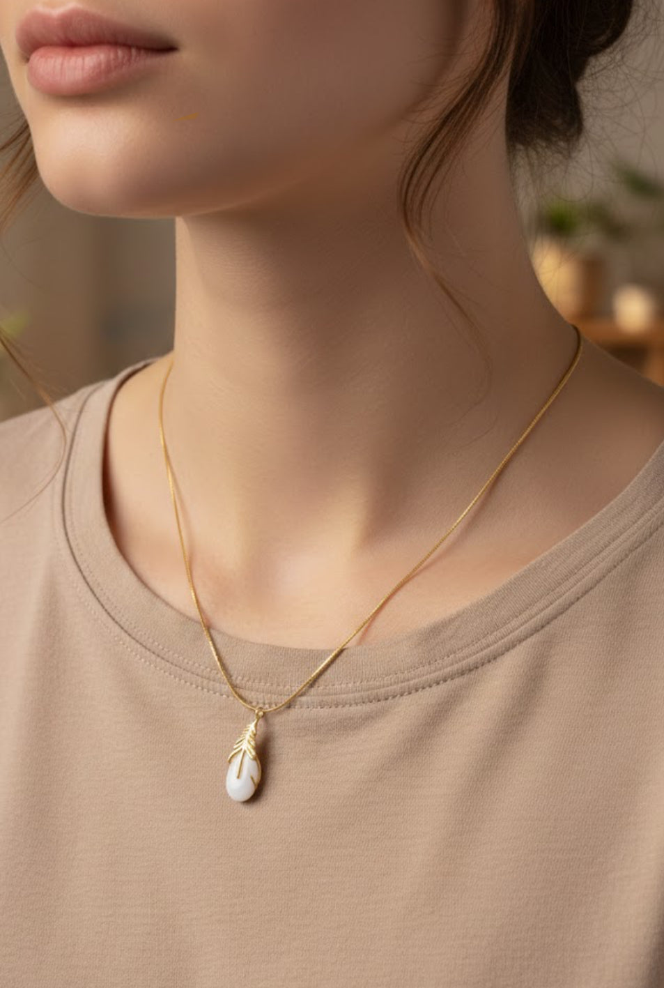 Golden Feather Pearl Necklace